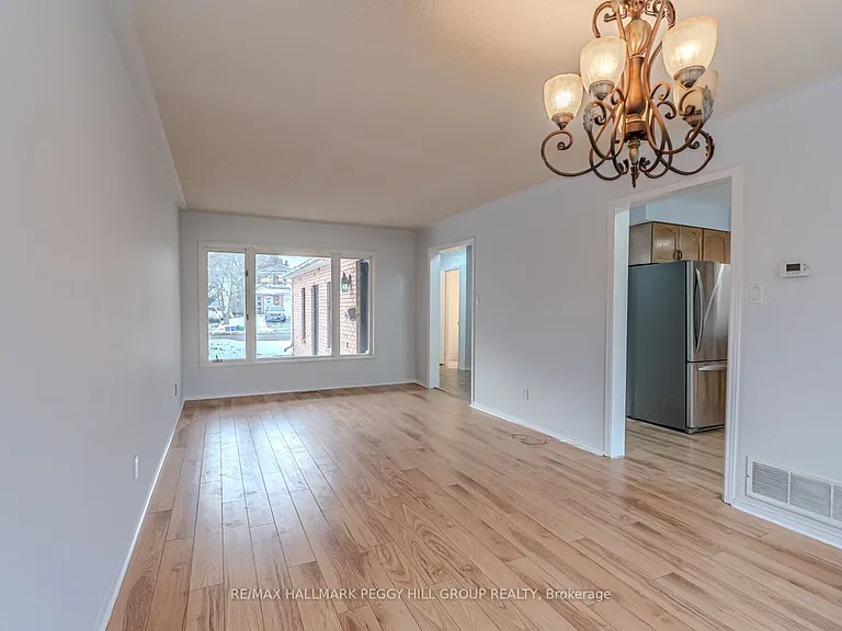 111 Garden Dr — Photo 4