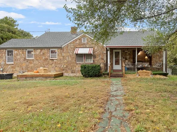 2920 N 55th St, Kansas City, KS 66104