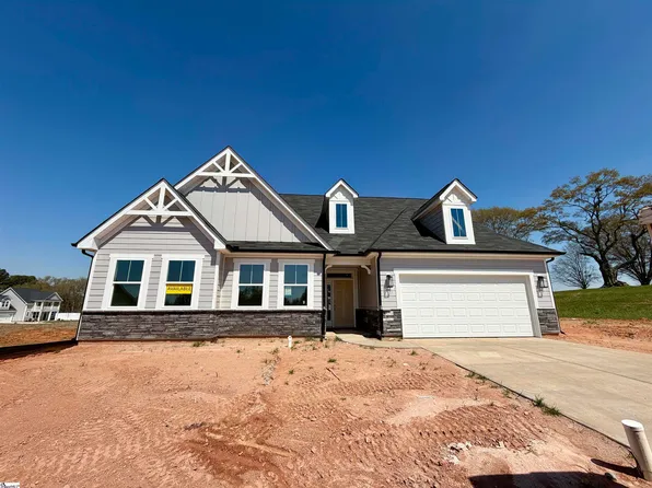 405 Ladybug Ln, Anderson, SC 29621