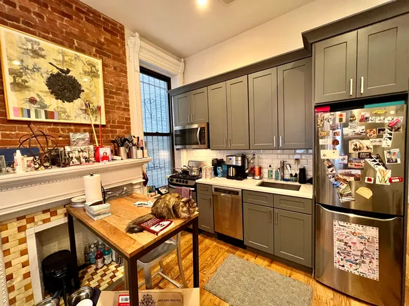 22 Mac Donough Street image 5 of 17