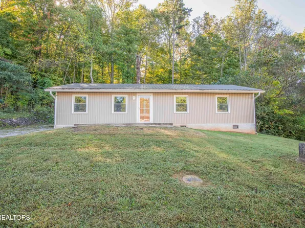 2212 Knollcrest Ln, Knoxville, TN 37920