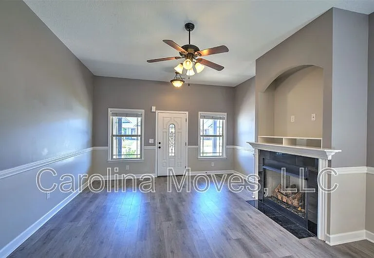 415 Aniken Cir — Photo 5
