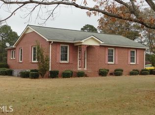 194 Lakeview Church Rd, Cochran, GA 31014