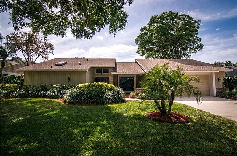 1st image of 3442 Lake Shore Ln