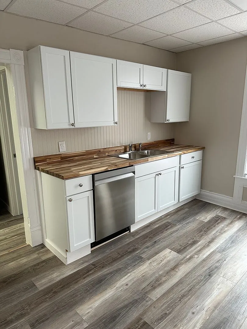 6-8 Rickard — Photo 2