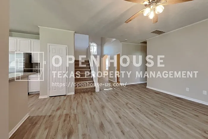 17903 Timber Crossing Ln — Photo 3