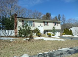 24 Centennial St, Coventry, RI 02816