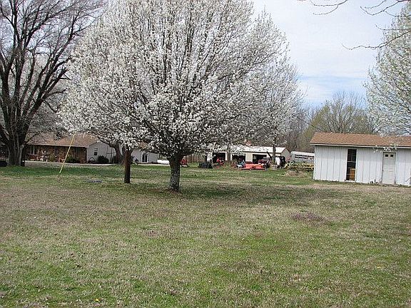 4th image of 11361 S Highway 265