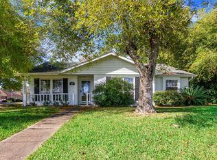 12403 Canal St, Mont Belvieu, TX 77523