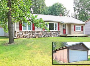 719 W Bain St, Dexter, MO 63841