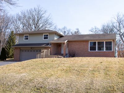 8617 Yosemite Dr, Byron, IL, 61010