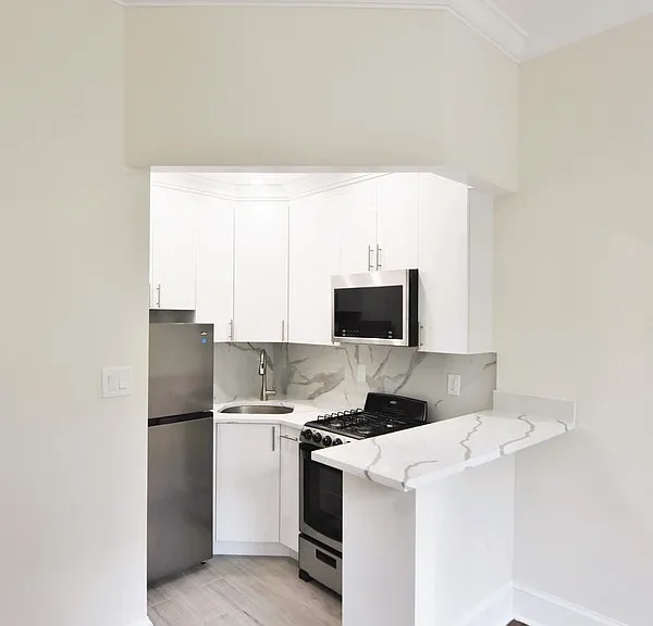 253 W 91st St #4B — Photo 10
