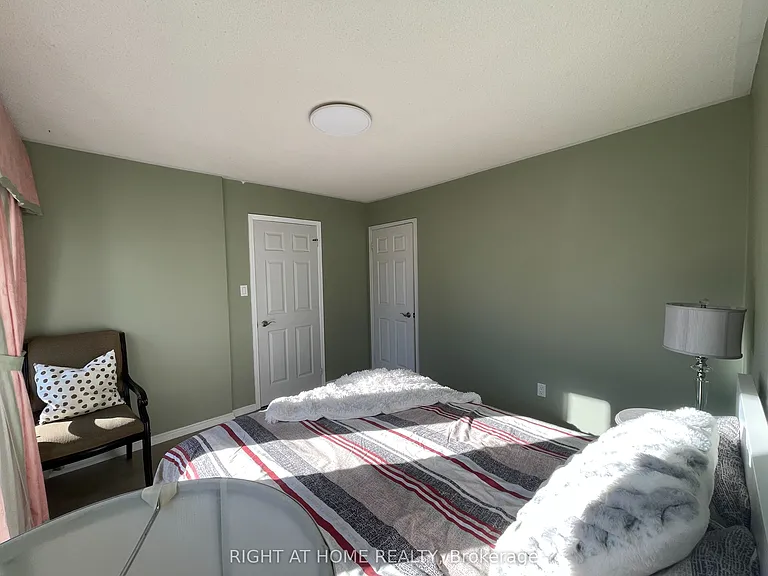 1163 Rosethorne Rd #UPPER — Photo 3