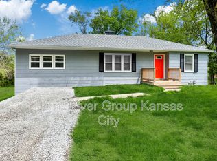 9319 Raytown Rd, Kansas City, MO 64138
