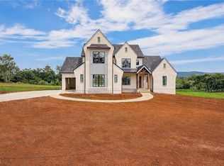 126 Palisade Dr, Rydal, GA 30171