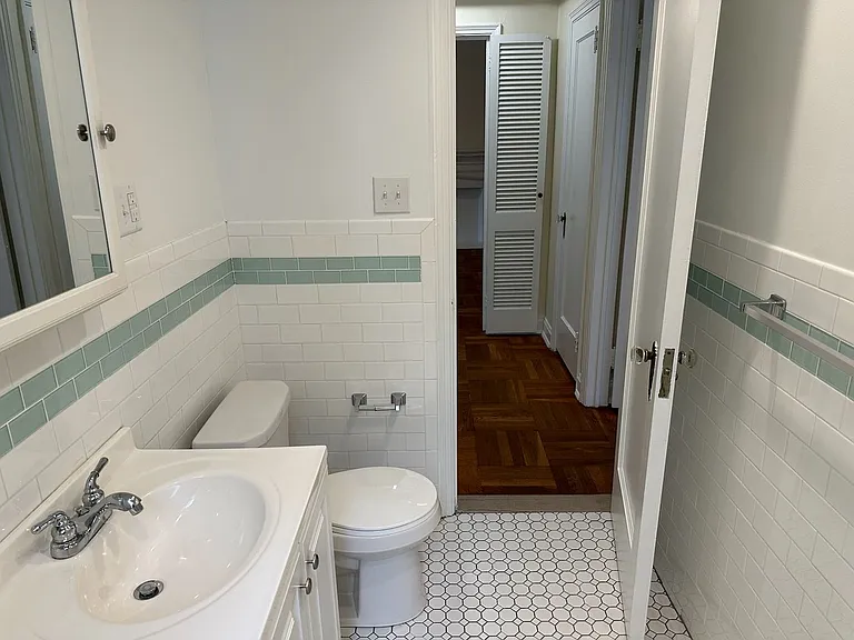 The Royal York Apartments — Photo 113