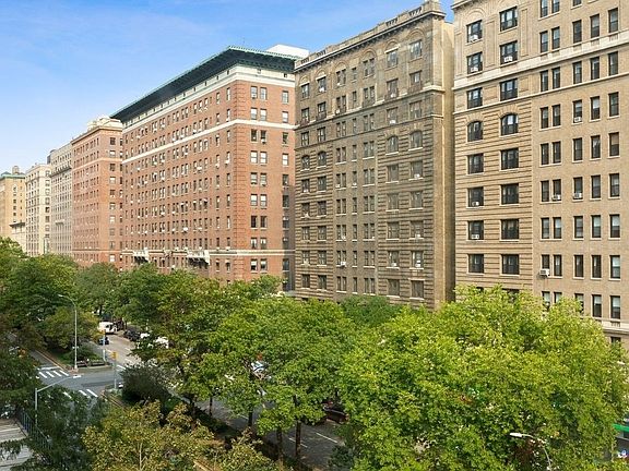 3rd image of 250 W 88th St APT 604