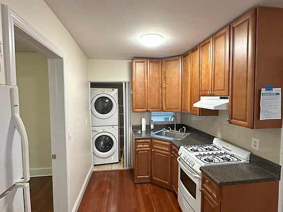 5th image of 41 N High St #2