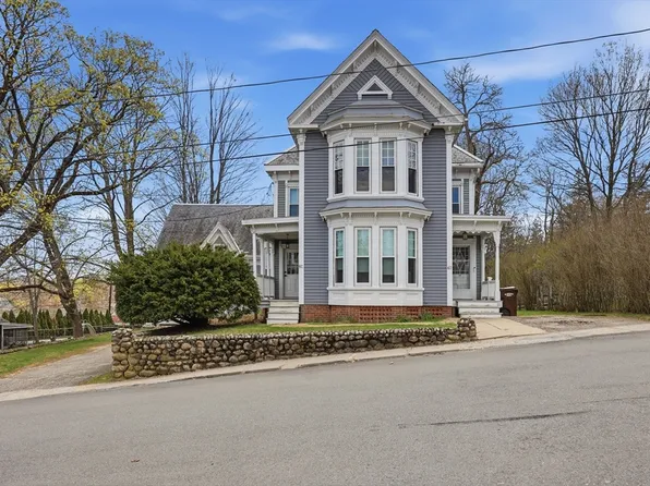 6 Wells Ave #D, Amesbury, MA 01913