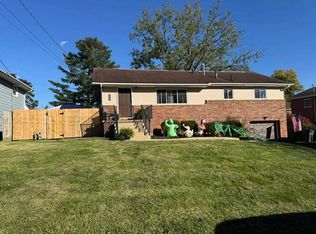 127 Birkewood Rd, Huntington, WV 25705