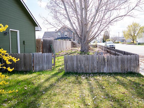 5th image of 3505 W Niemann Dr
