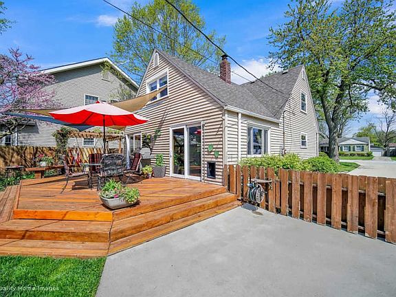 4th image of 3422 Garfield Ave