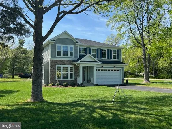 400 Five Farms Dr, Stevensville, MD 21666