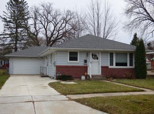 1003 13th Ave NW, Austin, MN 55912