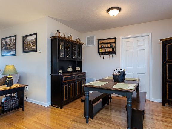 5th image of 294 Morningside Dr