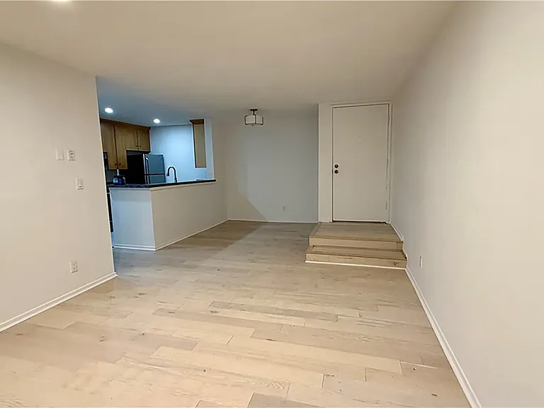 4900 Overland Ave #178 — Photo 12