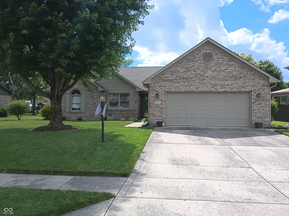 7820 Santolina Dr, Indianapolis, IN 46237