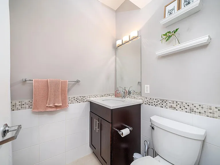 29 Ravine Ave #2 — Photo 20
