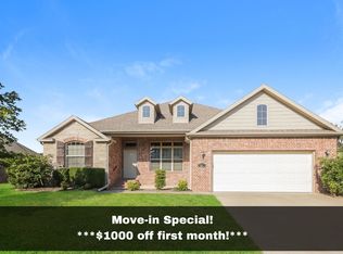 1519 N Corsica Dr, Fayetteville, AR 72704