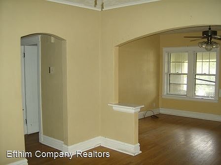 5th image of 6544 Southwest Ave