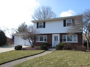 1024 S Rand Rd, Villa Park, IL 60181