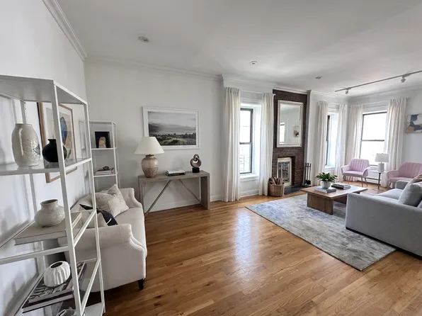 341 7th Avenue image 1 of 8