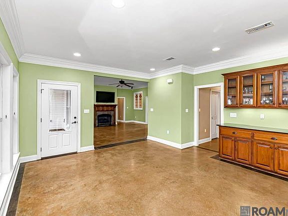 5th image of 2210 S Willow Ridge Ave