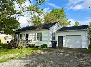 212 Vasbinder Dr, Chesterfield, IN 46017