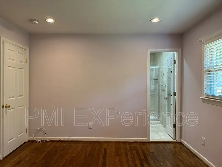 3203 Amador Dr — Photo 17
