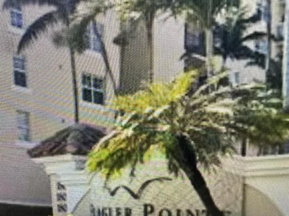 1801 N Flagler Dr APT 212, West Palm Beach, FL 33407