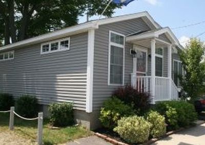 37 Highland Ave, Hampton, NH, 03842