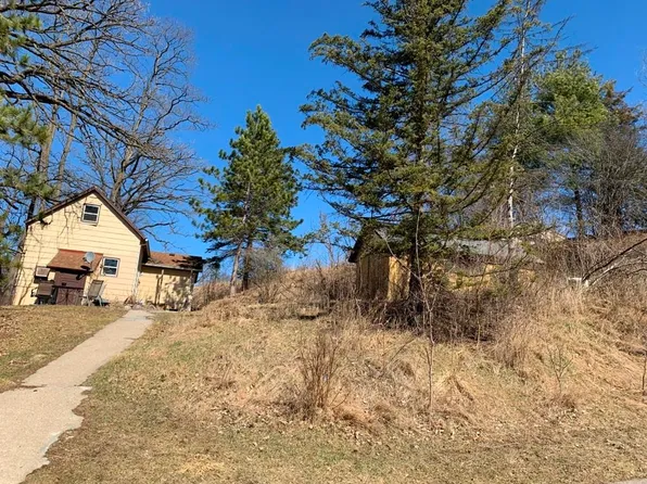 103 York Rd, Edgerton, WI 53534