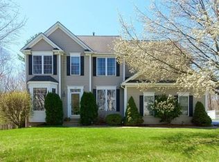 13 Seaver Farm Ln, South Grafton, MA 01560