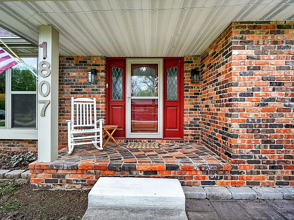 4th image of this home