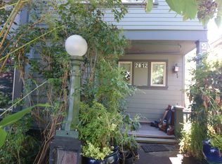 2612 Warren Ave N, Seattle, WA 98109