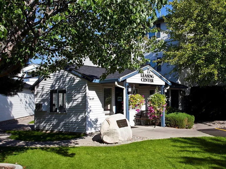 Village on Broadway — Photo 10