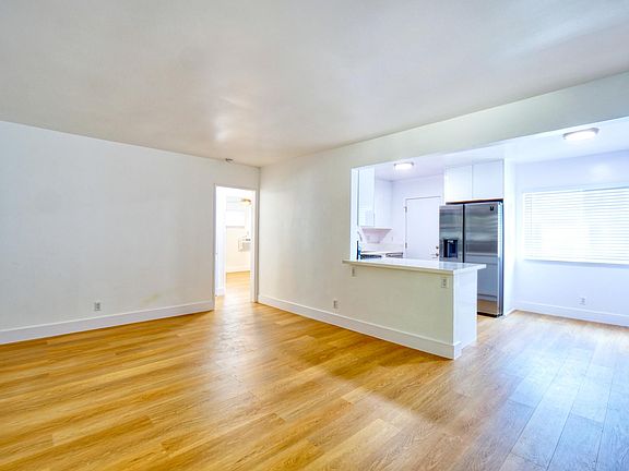 5th image of 3721 Westwood Blvd #8