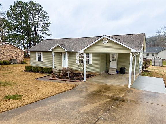 2nd image of 400 Greenwood Dr