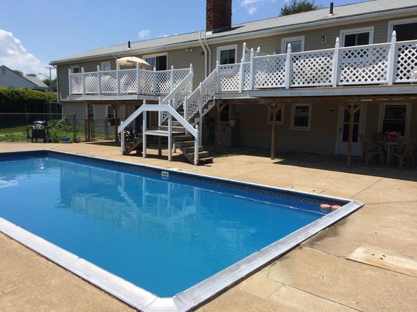 235 Simmonsville Ave APT A