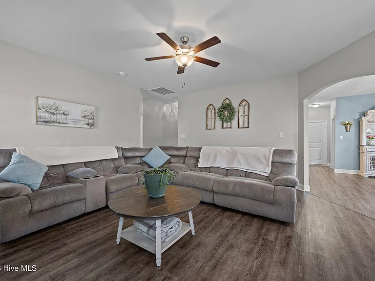 878 Stormy Gale Ln — Photo 14